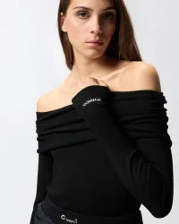 Maglia con scollo sciallato