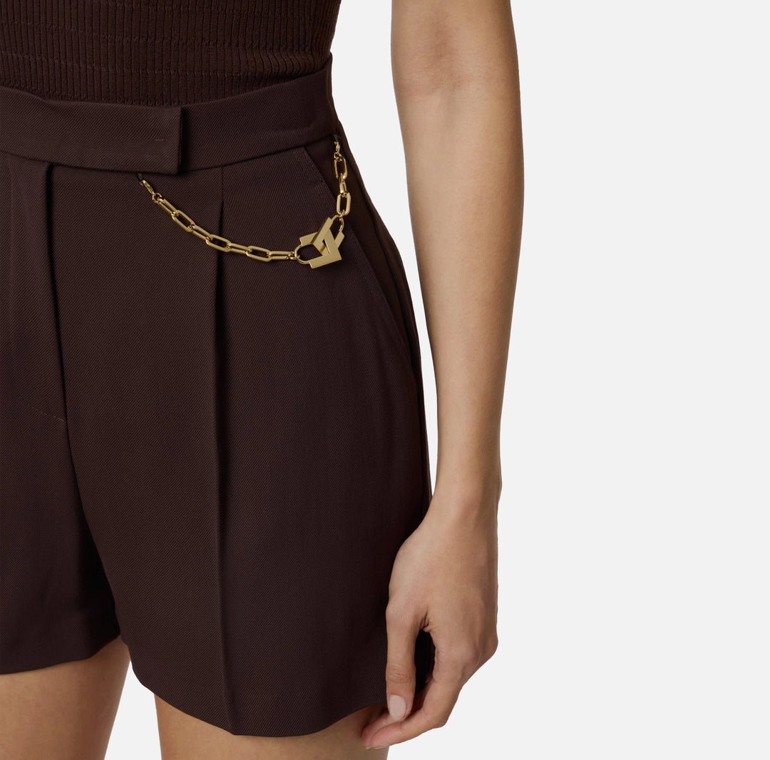 Shorts in gabardina